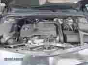 2018 Chevrolet Malibu LT z VIN 1G1ZD5ST3JF175821, wystawiony jako IAAI lot #43226436 z przebiegiem 167 996 mil mil oraz . Historia ofert i sprzedaży dostępna na DreamBid. Obrazek 10.