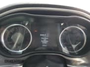 ✅ 2020 Dodge Challenger R/T 50th Anniversary • VIN: 2C3CDZBT2LH159491 • Lot: 46368975. Wystawiony na Copart z przebiegiem 80 700 mil. Bezpłatny archiwum sprzedaży aukcyjnych z USA i szczegółowy raport historii pojazdu na DreamBid. Zdjęcie 9.