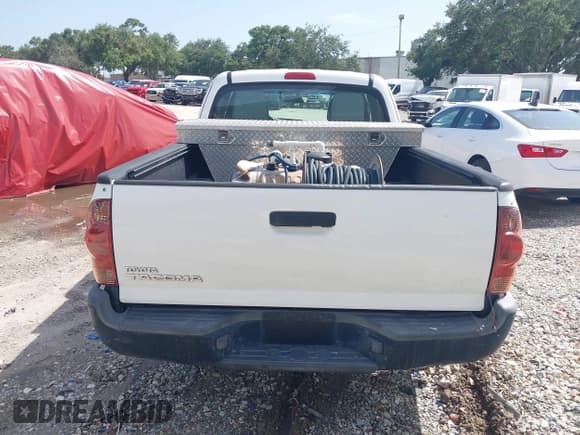 ✅ 2013 Toyota Tacoma • VIN: 5TFTX4CNXDX033530 • Лот: 42457516. Опубликован ранее на IAAI с пробегом 201 825 миль. Бесплатный доступ к архиву аукционных продаж из США и подробный отчёт об истории автомобиля на DreamBid. Изображение 16.