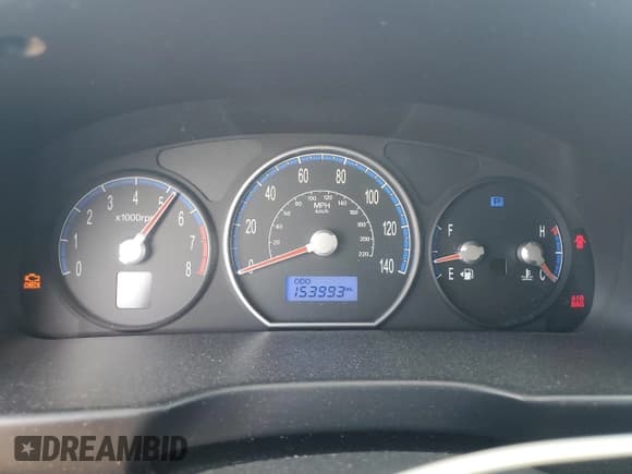 ✅ 2008 Hyundai Santa Fe GLS • VIN: 5NMSG13D78H166777 • Lot: 76137044. Listed on Copart with 153,993 mi. Free auction sales archive from the USA and detailed vehicle history report at DreamBid. Image 9.