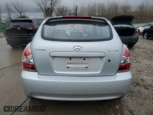 ✅ 2008 Hyundai Accent GS • VIN: KMHCM36C78U065111 • Лот: 83548884. Опубликован ранее на Copart с пробегом 151 038 миль. Бесплатный доступ к архиву аукционных продаж из США и подробный отчёт об истории автомобиля на DreamBid. Изображение 6.