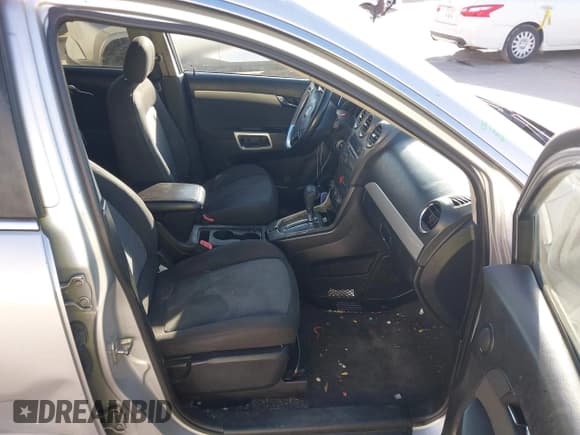 ✅ 2012 Chevrolet Captiva Sport LS • VIN: 3GNAL2EK6CS538367 • Lot: 41463843. Wystawiony na IAAI z przebiegiem 185 150 mil. Bezpłatny archiwum sprzedaży aukcyjnych z USA i szczegółowy raport historii pojazdu na DreamBid. Zdjęcie 5.