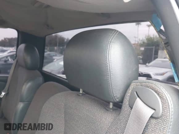 2002 Chevrolet Silverado 1500 LS with VIN 1GCEK14T32Z255752, listed as a IAAI auction lot 42347450 with 145,616 mi miles and . Bid and sale history available at DreamBid. Image 8.