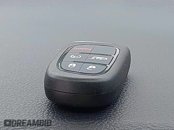 ✅ 2019 Jeep Cherokee Latitude Plus • VIN: 1C4PJLLB5KD264787 • Lot: 42274859. Wystawiony na IAAI z przebiegiem 106 108 mil. Bezpłatny archiwum sprzedaży aukcyjnych z USA i szczegółowy raport historii pojazdu na DreamBid. Zdjęcie 11.