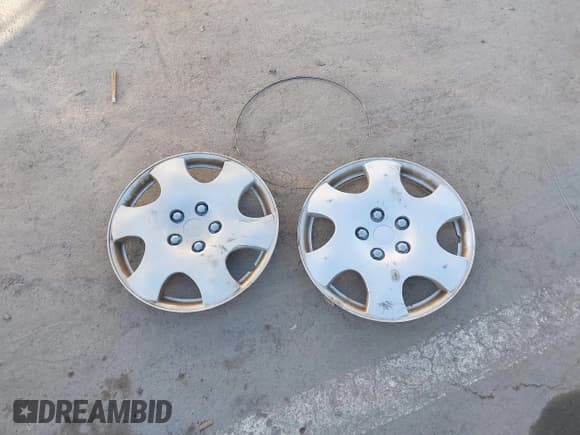 ✅ 2014 Nissan Note S • VIN: 3N1CE2CPXEL399189 • Lot: 43908899. Wystawiony na IAAI z przebiegiem 216 266 mil. Bezpłatny archiwum sprzedaży aukcyjnych z USA i szczegółowy raport historii pojazdu na DreamBid. Zdjęcie 12.