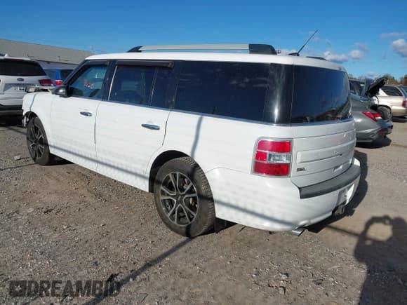✅ 2015 Ford Flex SEL • VIN: 2FMHK6C86FBA13064 • Lot: 43629620. Listed on IAAI with 292,057 mi. Free auction sales archive from the USA and detailed vehicle history report at DreamBid. Image 3.