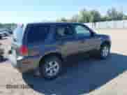 2006 Mercury Mariner Luxury с VIN 4M2CU57116KJ19454, выставлен на аукционе IAAI как лот 42436725 с пробегом 244 689 миль миль и . История ставок и продаж доступна на DreamBid. Изображение 4.