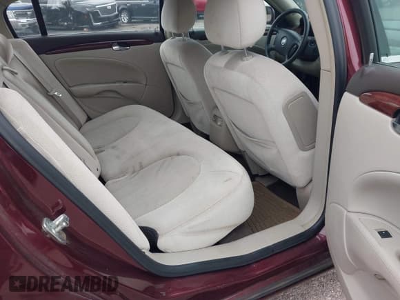 ✅ 2007 Buick Lucerne CX • VIN: 1G4HP57267U113145 • Лот: 43741090. Опубликован ранее на IAAI с пробегом 85 698 миль. Бесплатный доступ к архиву аукционных продаж из США и подробный отчёт об истории автомобиля на DreamBid. Изображение 8.