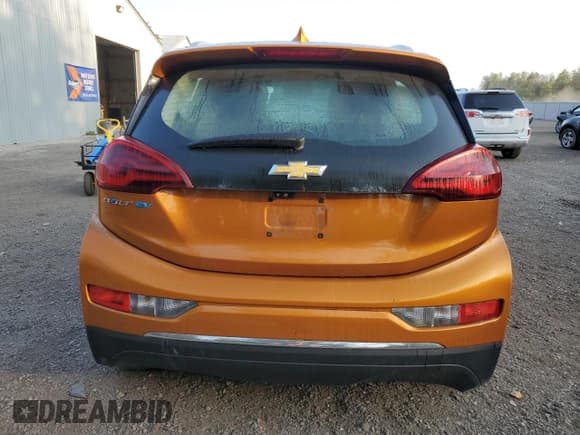 ✅ 2017 Chevrolet Bolt EV Premier • VIN: 1G1FX6S02H4188765 • Lot: 71349154. Wystawiony na Copart z przebiegiem 209 687 mil. Bezpłatny archiwum sprzedaży aukcyjnych z USA i szczegółowy raport historii pojazdu na DreamBid. Zdjęcie 6.
