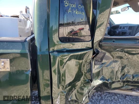 ✅ 2000 Ford F-350 XL • VIN: 1FTWX33F2YEB37866 • Lot: 75228264. Wystawiony na Copart z przebiegiem 105 502 mil. Bezpłatny archiwum sprzedaży aukcyjnych z USA i szczegółowy raport historii pojazdu na DreamBid. Zdjęcie 10.