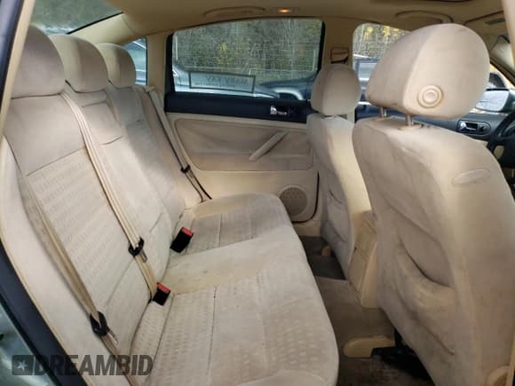 ✅ 2004 Volkswagen Passat GLS • VIN: WVWPD63BX4P108304 • Lot: 82745785. Listed on Copart with 119,023 mi. Free auction sales archive from the USA and detailed vehicle history report at DreamBid. Image 10.