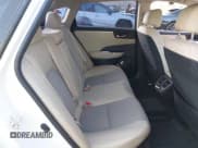 ✅ 2019 Honda Clarity • VIN: JHMZC5F16KC001861 • Lot: 43519638. Wystawiony na IAAI z przebiegiem 62 827 mil. Bezpłatny archiwum sprzedaży aukcyjnych z USA i szczegółowy raport historii pojazdu na DreamBid. Zdjęcie 8.