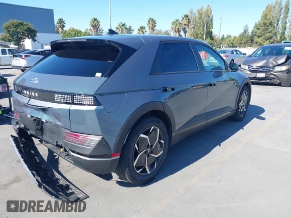 ✅ 2024 Hyundai Ioniq 5 SEL • VIN: KM8KN4DE7RU293064 • Lot: 43372646. Wystawiony na IAAI z przebiegiem 21 233 mil. Bezpłatny archiwum sprzedaży aukcyjnych z USA i szczegółowy raport historii pojazdu na DreamBid. Zdjęcie 4.