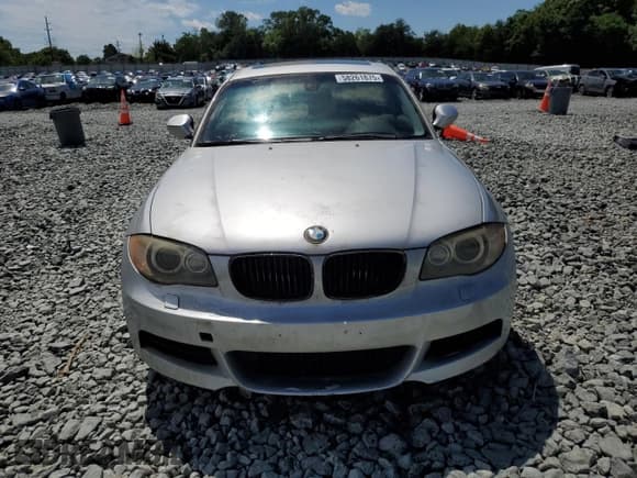 ✅ 2011 BMW 1 Series 135i • VIN: WBAUC9C52BVM08927 • Лот: 58261875. Опубликован ранее на Copart с пробегом Не указан. Бесплатный доступ к архиву аукционных продаж из США и подробный отчёт об истории автомобиля на DreamBid. Изображение 5.