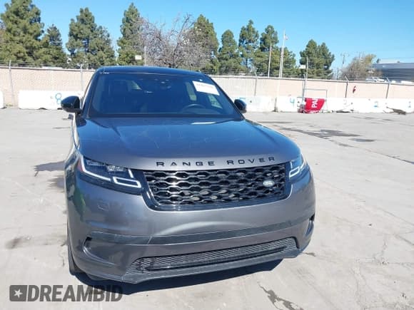 ✅ 2018 Land Rover Range Rover Velar S • VIN: SALYB2RV7JA719788 • Lot: 41867398. Wystawiony na IAAI z przebiegiem 62 626 mil. Bezpłatny archiwum sprzedaży aukcyjnych z USA i szczegółowy raport historii pojazdu na DreamBid. Zdjęcie 6.