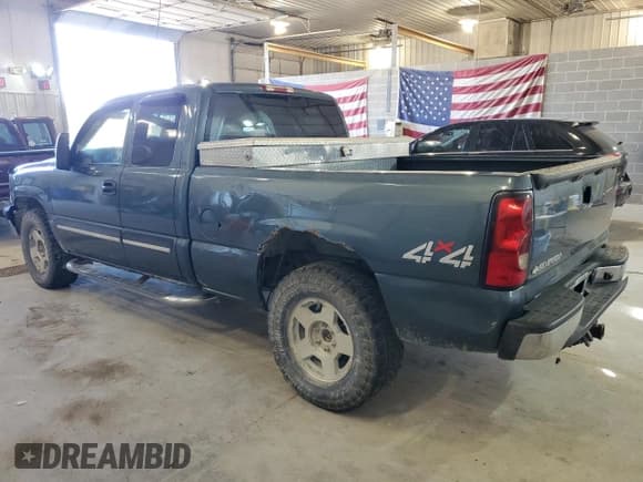 ✅ 2007 Chevrolet Silverado 1500 Work Truck • VIN: 1GCEK19Z67E155558 • Lot: 73505324. Listed on Copart with 206,200 mi. Free auction sales archive from the USA and detailed vehicle history report at DreamBid. Image 2.