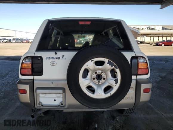 ✅ 1998 Toyota RAV4 • VIN: JT3GP10V3W0030702 • Лот: 85702505. Опубликован ранее на Copart с пробегом 205 102 миль. Бесплатный доступ к архиву аукционных продаж из США и подробный отчёт об истории автомобиля на DreamBid. Изображение 6.