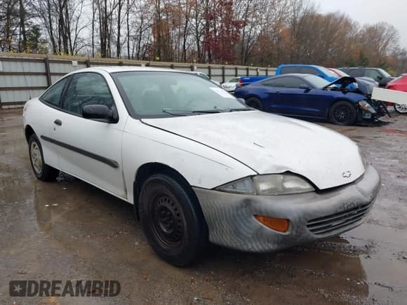 ✅ 1996 Chevrolet Cavalier • VIN: 1G1JC1249T7284377 • Lot: 43773983. Listed on IAAI with 320,678 mi. Free auction sales archive from the USA and detailed vehicle history report at DreamBid. Image 1.