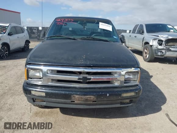 ✅ 1995 Chevrolet S-10 LS • VIN: 1GCCS19Z7S8115083 • Лот: 41691895. Опубликован ранее на IAAI с пробегом 259 868 миль. Бесплатный доступ к архиву аукционных продаж из США и подробный отчёт об истории автомобиля на DreamBid. Изображение 12.