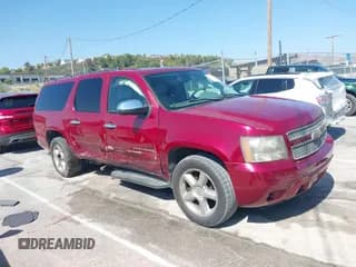 ✅ 2007 Chevrolet Suburban LT • VIN: 3GNFK16347G260507 • Lot: 42551224. Listed on IAAI with 208,824 mi. Free auction sales archive from the USA and detailed vehicle history report at DreamBid. Image 1.