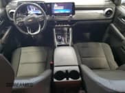 ✅ 2023 Chevrolet Colorado 4WD LT • VIN: 1GCPTCEK4P1268801 • Лот: 71677144. Опубликован ранее на Copart с пробегом 31 766 миль. Бесплатный доступ к архиву аукционных продаж из США и подробный отчёт об истории автомобиля на DreamBid. Изображение 8.