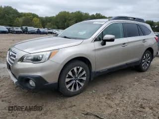 ✅ 2015 Subaru Outback Limited • VIN: 4S4BSBNC7F3279936 • Lot: 82703085. Listed on Copart with 190,483 mi. Free auction sales archive from the USA and detailed vehicle history report at DreamBid. Image 1.