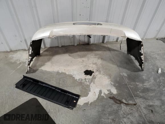 ✅ 2011 Chevrolet Malibu LTZ • VIN: 1G1ZE5E11BF276221 • Lot: 73025734. Listed on Copart with 199,383 mi. Free auction sales archive from the USA and detailed vehicle history report at DreamBid. Image 12.