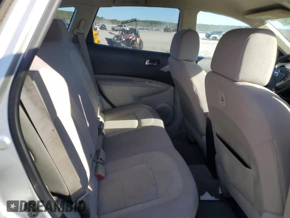 ✅ 2010 Nissan Rogue S • VIN: JN8AS5MT6AW017291 • Лот: 86628525. Опубликован ранее на Copart с пробегом 236 952 миль. Бесплатный доступ к архиву аукционных продаж из США и подробный отчёт об истории автомобиля на DreamBid. Изображение 10.