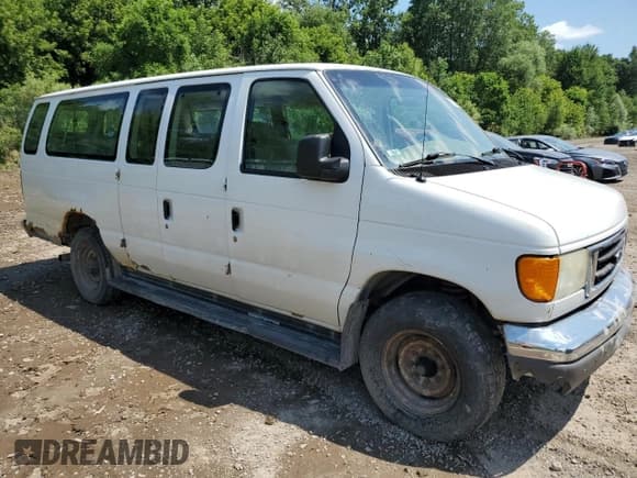 ✅ 2007 Ford Econoline Passenger XL • VIN: 1FBSS31L67DA94471 • Lot: 65384105. Listed on Copart with 192,077 mi. Free auction sales archive from the USA and detailed vehicle history report at DreamBid. Image 4.