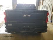 ✅ 2021 Chevrolet Silverado 1500 LT Trail Boss • VIN: 3GCPYFED3MG360323 • Lot: 81523885. Wystawiony na Copart z przebiegiem 115 670 mil. Bezpłatny archiwum sprzedaży aukcyjnych z USA i szczegółowy raport historii pojazdu na DreamBid. Zdjęcie 6.