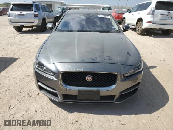 ✅ 2017 Jaguar XE 25t Premium • VIN: SAJAD4BG6HA956407 • Лот: 86443755. Опубликован ранее на Copart с пробегом 67 347 миль. Бесплатный доступ к архиву аукционных продаж из США и подробный отчёт об истории автомобиля на DreamBid. Изображение 5.