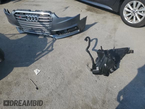 ✅ 2014 Audi S5 Premium Plus • VIN: WAUCGAFH9EN010304 • Lot: 82207175. Listed on Copart with 49,290 mi. Free auction sales archive from the USA and detailed vehicle history report at DreamBid. Image 12.