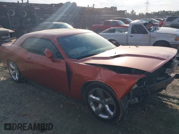 ✅ 2013 Dodge Challenger Rallye Redline • VIN: 2C3CDYAG9DH510610 • Lot: 41503754. Wystawiony na IAAI z przebiegiem 137 811 mil. Bezpłatny archiwum sprzedaży aukcyjnych z USA i szczegółowy raport historii pojazdu na DreamBid. Zdjęcie 13.