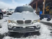 ✅ 2006 BMW X5 4.8is • VIN: 5UXFA93566LE84896 • Лот: 44562335. Опубликован ранее на Copart с пробегом 221 900 миль. Бесплатный доступ к архиву аукционных продаж из США и подробный отчёт об истории автомобиля на DreamBid. Изображение 5.