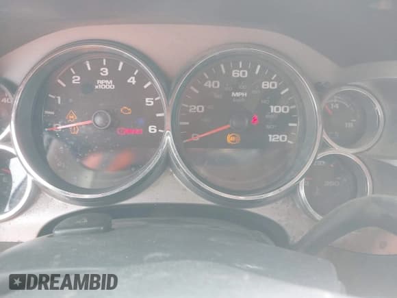 ✅ 2011 Chevrolet Silverado 2500HD LT • VIN: 1GC2KXCG4BZ314530 • Lot: 43730151. Wystawiony na IAAI z przebiegiem 245 803 mil. Bezpłatny archiwum sprzedaży aukcyjnych z USA i szczegółowy raport historii pojazdu na DreamBid. Zdjęcie 7.