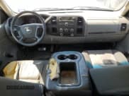 ✅ 2007 Chevrolet Silverado 1500 Work Truck • VIN: 1GCEC19027E563828 • Lot: 73979154. Listed on Copart with 291,919 mi. Free auction sales archive from the USA and detailed vehicle history report at DreamBid. Image 8.