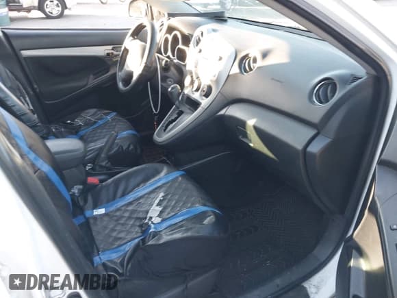 ✅ 2009 Pontiac Vibe • VIN: 5Y2SM67069Z447852 • Lot: 42641621. Wystawiony na IAAI z przebiegiem 190 089 mil. Bezpłatny archiwum sprzedaży aukcyjnych z USA i szczegółowy raport historii pojazdu na DreamBid. Zdjęcie 5.