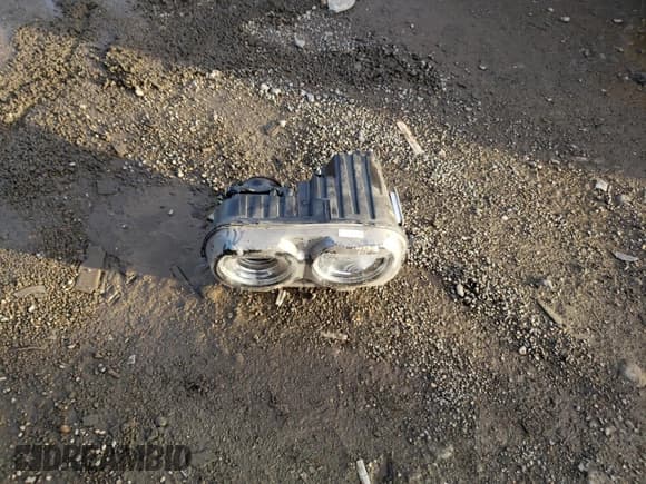 ✅ 2022 Dodge Challenger R/T Scat Pack Widebody • VIN: 2C3CDZFJ8NH136499 • Lot: 40611233. Wystawiony na Copart z przebiegiem 22 658 mil. Bezpłatny archiwum sprzedaży aukcyjnych z USA i szczegółowy raport historii pojazdu na DreamBid. Zdjęcie 12.