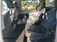 ✅ 2018 Chrysler Pacifica Limited • VIN: 2C4RC1GG1JR233058 • Lot: 86423365. Wystawiony na Copart z przebiegiem 111 769 mil. Bezpłatny archiwum sprzedaży aukcyjnych z USA i szczegółowy raport historii pojazdu na DreamBid. Zdjęcie 11.