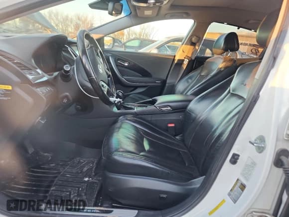 ✅ 2015 Hyundai Azera Limited • VIN: KMHFH4JGXFA440635 • Лот: 91247365. Опубликован ранее на Copart с пробегом 135 453 миль. Бесплатный доступ к архиву аукционных продаж из США и подробный отчёт об истории автомобиля на DreamBid. Изображение 7.