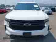 2023 Chevrolet Tahoe RST z VIN 1GNSKRKD4PR334794, wystawiony jako IAAI lot #42717947 z przebiegiem 55 265 mil mil oraz . Historia ofert i sprzedaży dostępna na DreamBid. Obrazek 12.