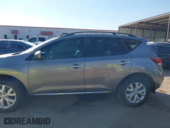 ✅ 2012 Nissan Murano S • VIN: JN8AZ1MU1CW113149 • Lot: 43422634. Wystawiony na IAAI z przebiegiem 149 120 mil. Bezpłatny archiwum sprzedaży aukcyjnych z USA i szczegółowy raport historii pojazdu na DreamBid. Zdjęcie 14.