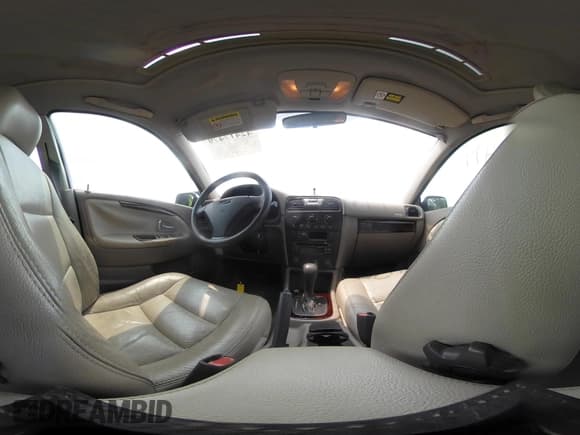 ✅ 2004 Volvo S40 • VIN: YV1VS27584F044600 • Lot: 42417479. Listed on IAAI with 122,417 mi. Free auction sales archive from the USA and detailed vehicle history report at DreamBid. Image 18.