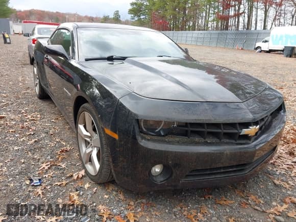 ✅ 2011 Chevrolet Camaro 1LT • VIN: 2G1FB1ED3B9206680 • Lot: 43707900. Listed on IAAI with 97,897 mi. Free auction sales archive from the USA and detailed vehicle history report at DreamBid. Image 1.