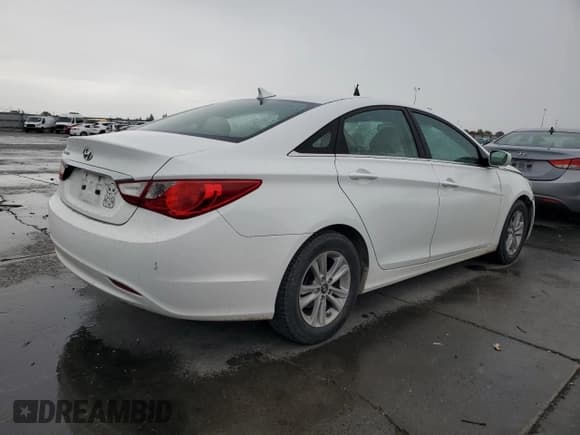 ✅ 2011 Hyundai Sonata GLS • VIN: 5NPEB4AC4BH250458 • Лот: 82394075. Опубликован ранее на Copart с пробегом 106 021 миль. Бесплатный доступ к архиву аукционных продаж из США и подробный отчёт об истории автомобиля на DreamBid. Изображение 3.