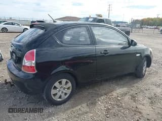 ✅ 2010 Hyundai Accent GS • VIN: KMHCM3AC5AU171490 • Lot: 43430054. Wystawiony na IAAI z przebiegiem 202 776 mil. Bezpłatny archiwum sprzedaży aukcyjnych z USA i szczegółowy raport historii pojazdu na DreamBid. Zdjęcie 4.