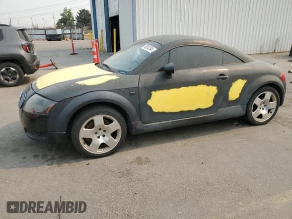 ✅ 2002 Audi TT • VIN: TRUWT28N531007611 • Lot: 87670625. Listed on Copart with 175,809 mi. Free auction sales archive from the USA and detailed vehicle history report at DreamBid. Image 1.