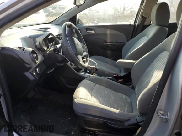 2013 Chevrolet Sonic LS с VIN 1G1JA5SG4D4152704, выставлен на аукционе Copart как лот 66903924 с пробегом 80 211 миль миль и Списание • Salvage title. История ставок и продаж доступна на DreamBid. Изображение 7.