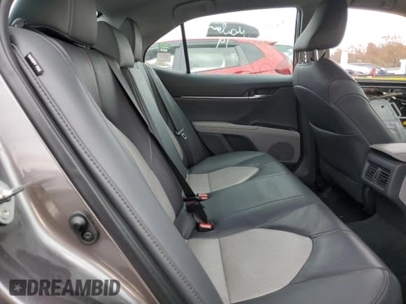 ✅ 2020 Toyota Camry Hybrid XLE • VIN: 4T1F31AK8LU537490 • Лот: 91484975. Опубликован ранее на Copart с пробегом 41 789 миль. Бесплатный доступ к архиву аукционных продаж из США и подробный отчёт об истории автомобиля на DreamBid. Изображение 10.