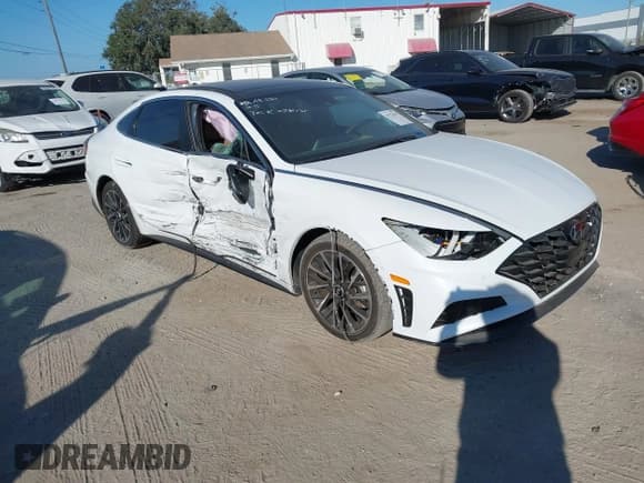 ✅ 2021 Hyundai Sonata Limited • VIN: 5NPEH4J27MH074174 • Lot: 43532639. Wystawiony na IAAI z przebiegiem 49 654 mil. Bezpłatny archiwum sprzedaży aukcyjnych z USA i szczegółowy raport historii pojazdu na DreamBid. Zdjęcie 1.